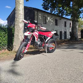 Fantic 125 XMF competition 2023