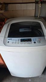 Lavatrice LG Fuzzy Logic 12 Turbodrum