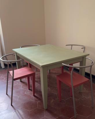 Tavolo e sedie Kartell Philip Starck