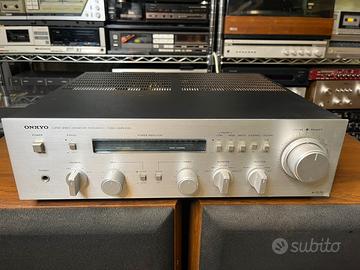 Onkyo A7070 amplificatore perfetto