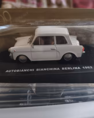 7 modellini auto + 6 macchinine