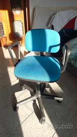 Sedia regolabile per ufficio