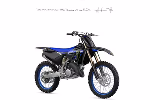 YAMAHA YZ 125 YZ 125 MONSTER ENERGY YAMAHA RACIN
