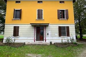 Villa di 569 m² con più di 5 locali a Bomporto