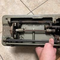 Macchina da cucire industriale Singer 173 vintage