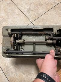 Macchina da cucire industriale Singer 173 vintage