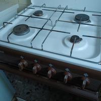 Cucina 4 fuochi con forno, INDESIT