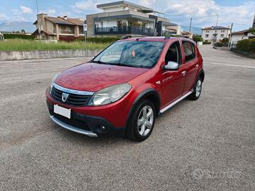 Dacia Sandero Stepway 1,6 G.P.L