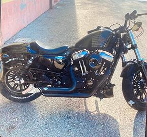 HARLEY DAVIDSON SPORTSTER FORTY EIGHT