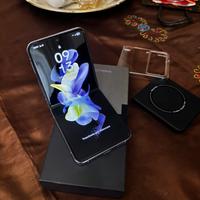 Samsung flip 4 completo di scatolo come nuovo