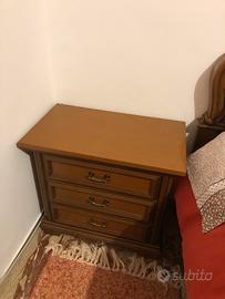 Coppia di comodini 3 cassetti