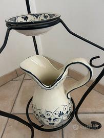 Lavamano in ceramica e ferro