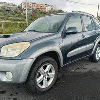 RAV 4 2.0 D4D 2004