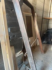 Scuri e finestre in legno varie misure con tappare