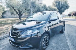 LANCIA YPSILON ALBERTA FERRETTI