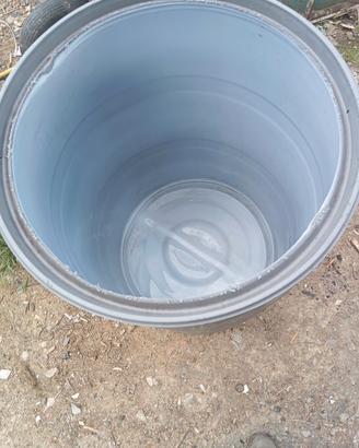 bidone da giardino per acqua 200 litri 