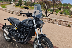 Benelli leoncino 500 trial