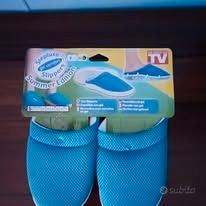 due paia di pantofole calza numero 37 '38