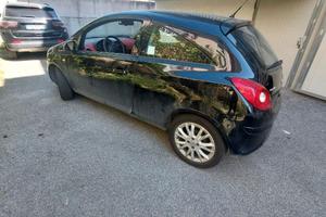 Opel Corsa anno 2009 impianto GPL