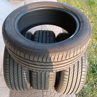 Gomme auto