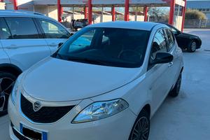 Lancia Ypsilon 1.3 Mjt 2016