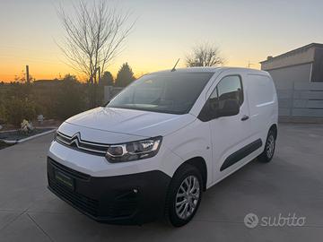 Citroen Berlingo 3 posti