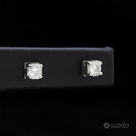 ORECCHINI PUNTO LUCE ORO 18KT CON BRILLANTI 0.34CT