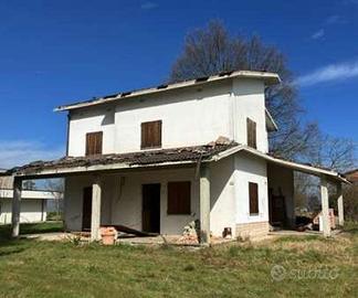 Villa a Finale Emilia (MO)
