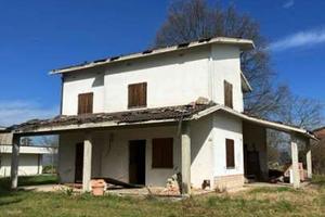 Villa a Finale Emilia (MO)