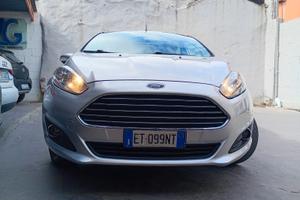 Ford Fiesta 1.5 TDCi 75CV 5 porte Business