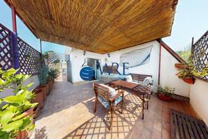 Attico / Mansarda di 50 m² con 2 locali a Roma
