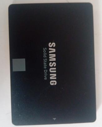 SAMSUNG SSD 860EVO