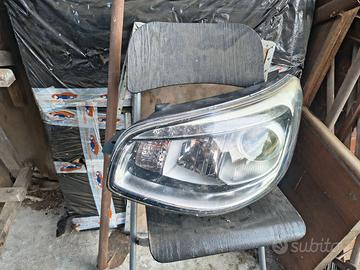 Faro ant sx Kia soul 15 tdi