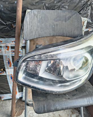 Faro ant sx Kia soul 15 tdi