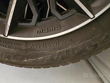 Pneumatici invernali con cerchi Momo da 17'