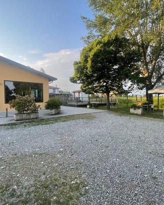 Immobile di 144 m² con 2 locali a Bologna