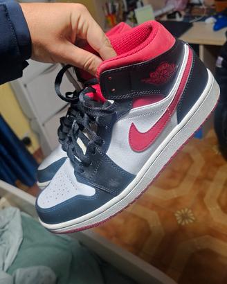 jordan 1 mid