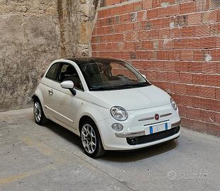 FIAT 500 - Piccola fuori, grande nel Cuore!
