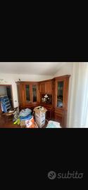 credenza ad angolo in legno