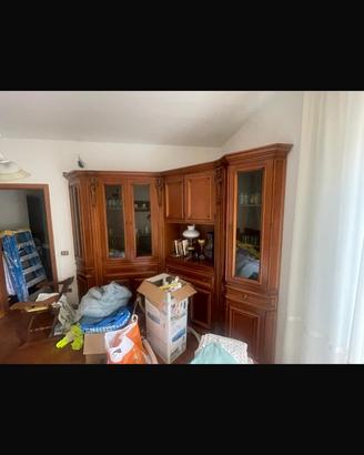 credenza ad angolo in legno