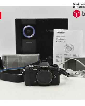 Olympus OM-D E-M5 II