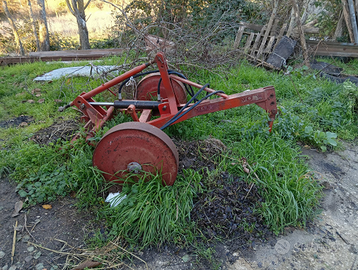 Carrello idrauli agricolo portattrezzi per cingoli
