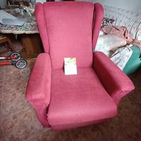 POLTRONA  ALZAPERSONA ELETTRICA