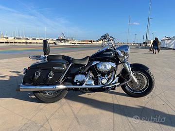 Harley Davidson ROAD KING
