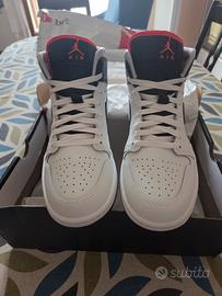 scarpe Air Jordan mid 1