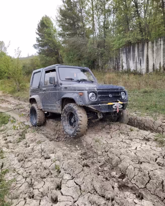 Suzuki samurai 