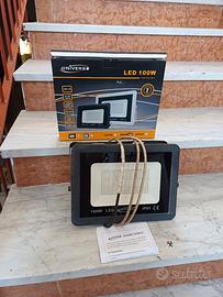 Faretto LED 100W Luce Fredda