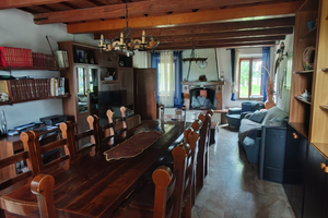 Casa indipendente Tresignana