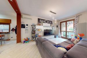 4 LOCALI RISTRUTTURATO