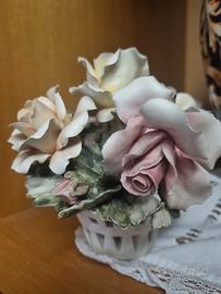vasetto roselline Capodimonte
